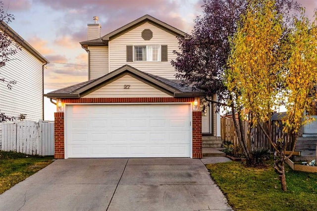 27 Saddlemont Manor Ne, Calgary