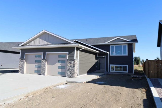 327 9 St, Picture Butte