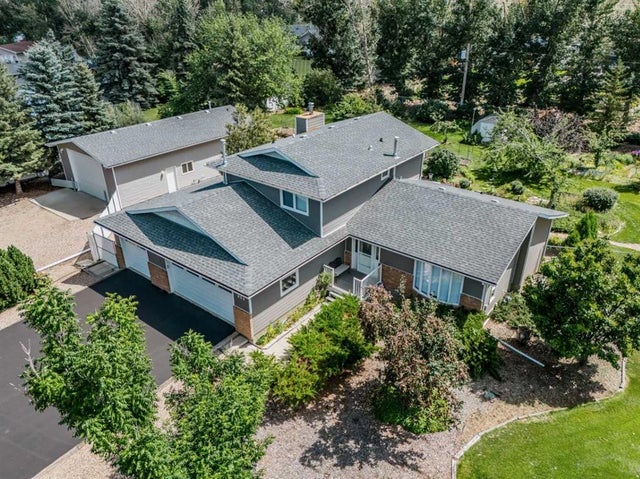 854 5 Avenue, Dunmore