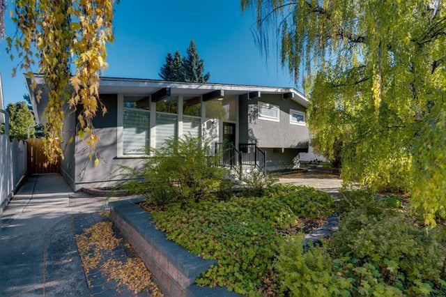 9816 Austin Road Se, Calgary