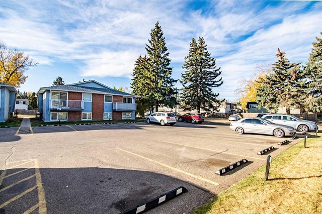 2, 6320 58 Avenue, Red Deer