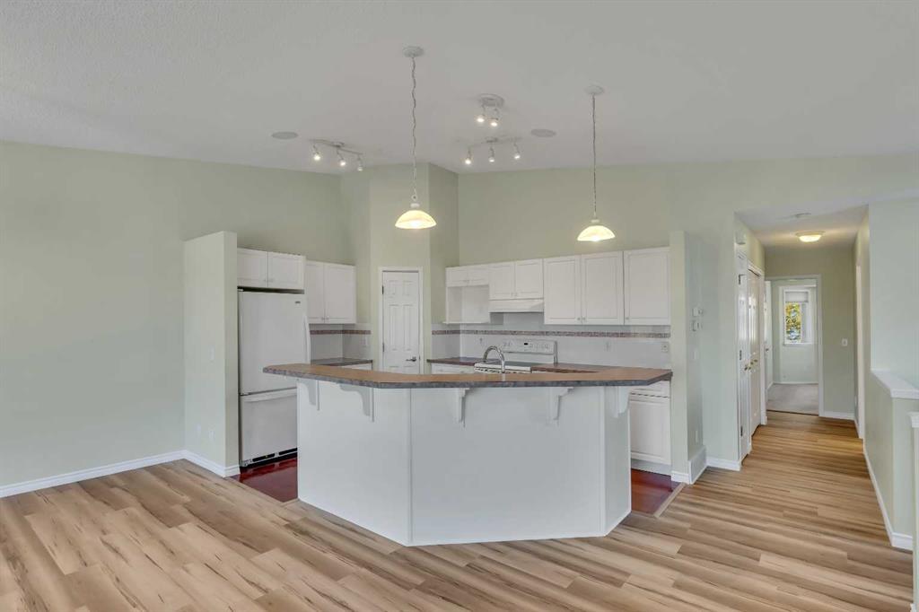 140 Valley Ridge Heights Northwest, Calgary – Residential Row/Townhouse Listing Photo 24