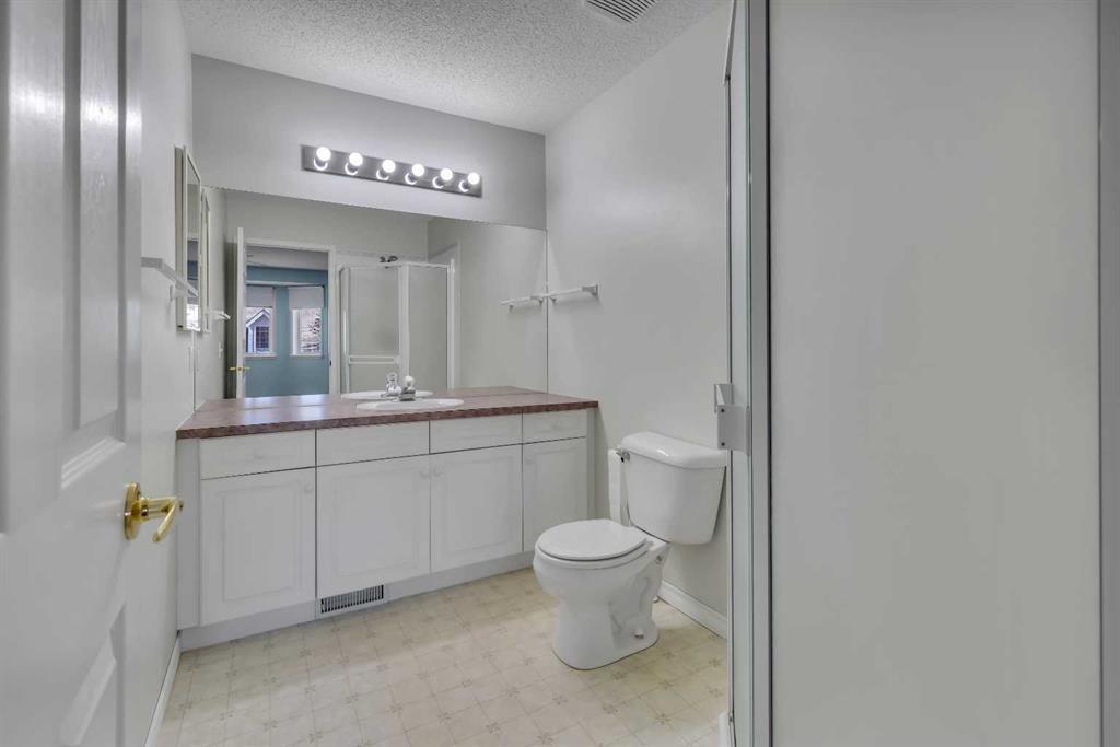 140 Valley Ridge Heights Northwest, Calgary – Residential Row/Townhouse Listing Photo 37