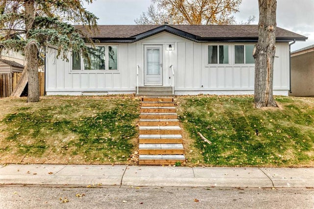 432 Ogden Drive Se, Calgary