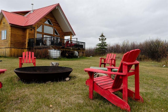 31039 734 Township, Bezanson