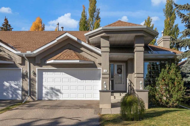 4 Christie Gardens Sw, Calgary