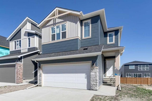 92 Amblefield Grove Nw, Calgary