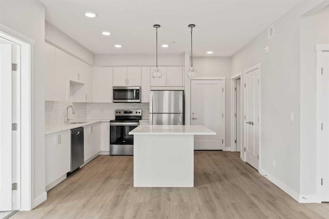 203, 700 Shawnee Square Sw, Calgary