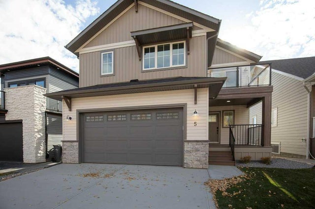 5 Songbird Green, Sylvan Lake
