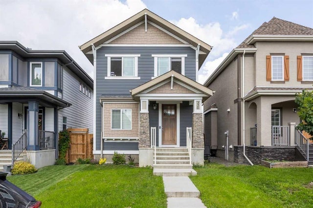 336 Marquis Heights Se, Calgary
