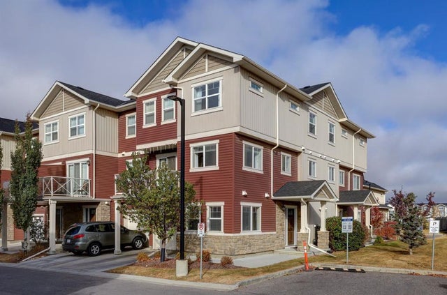 210 Skyview Ranch Grove Ne, Calgary
