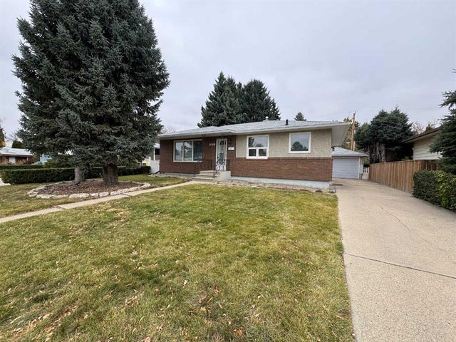 1409 13 Avenue N, Lethbridge