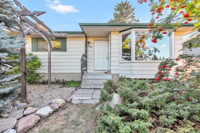 212 Dovercrest Place Se, Calgary