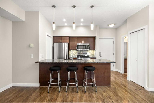 318, 4303 1 Street Ne, Calgary