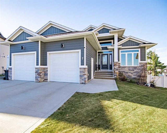 7 Leonard Close, Sylvan Lake