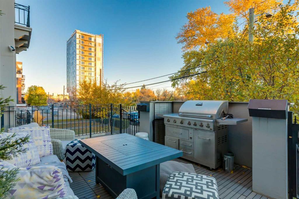 102 18 Avenue Southeast, Calgary – Residential Row/Townhouse Listing Photo 5