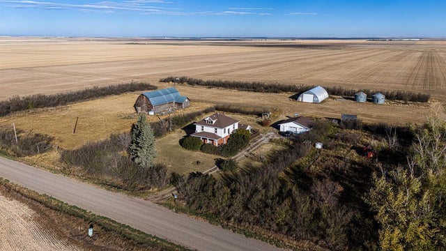 230066 Township Road 130, Barons