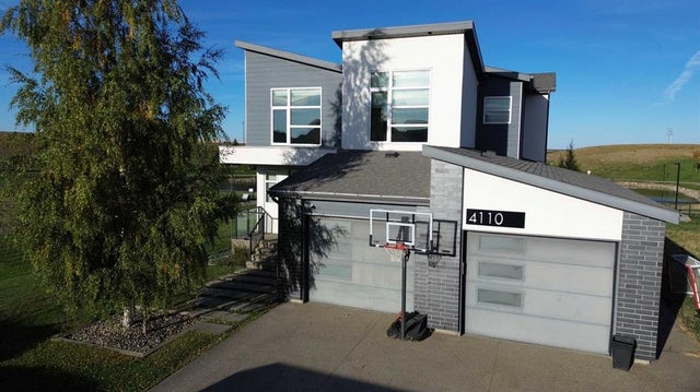 4110 Sundance Road, Coalhurst