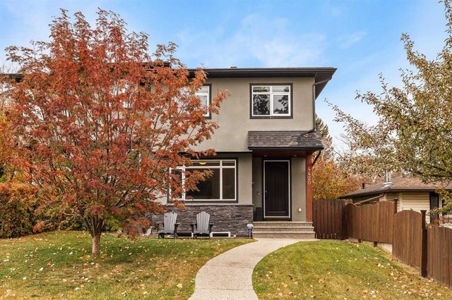4420 33 Avenue Sw, Calgary