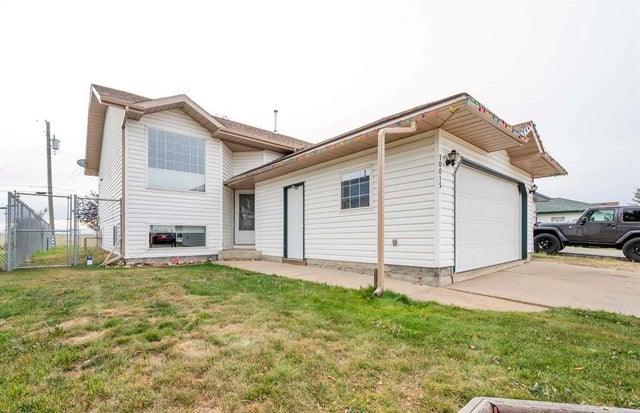 10015 93 Avenue, Wembley