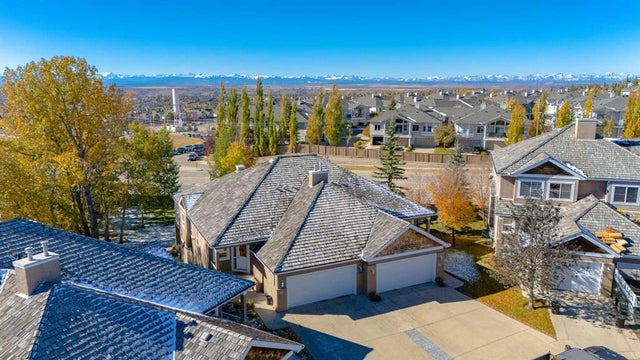 100 Royal Manor Nw, Calgary