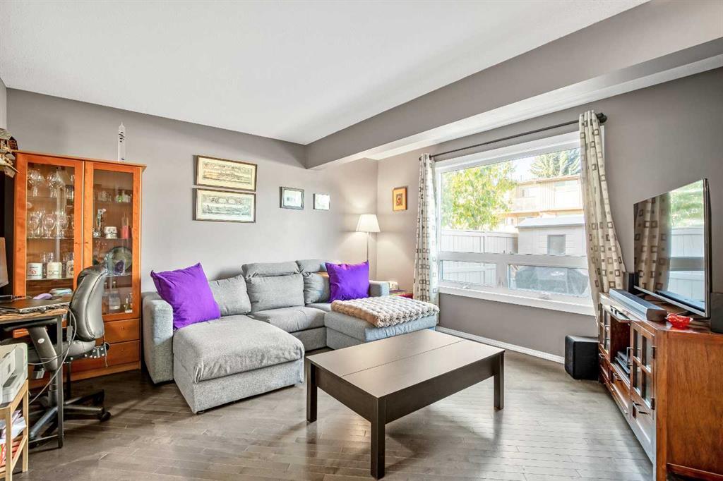 2, 1055 72 Avenue Nw Calgary Alberta T2K 5S4 Huntington Hills Home For Sale