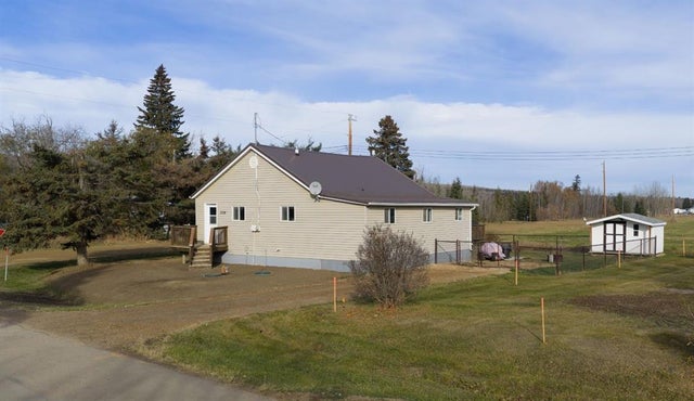 5204 51 Avenue, Colinton