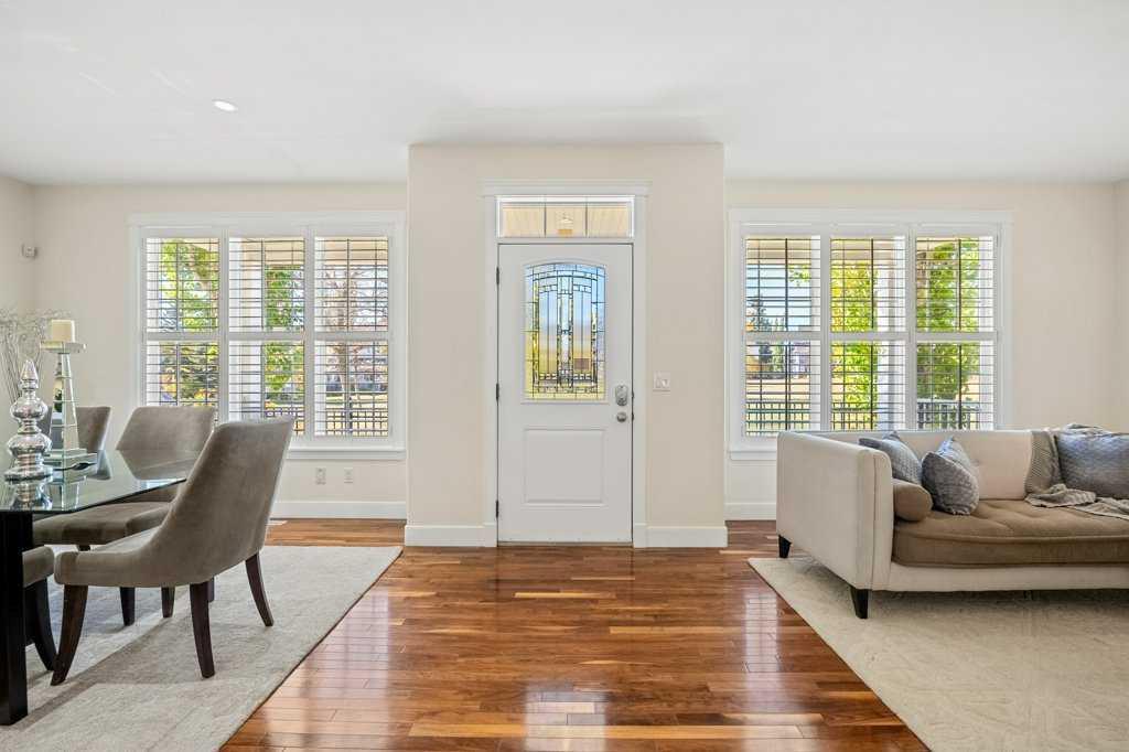 24 Ypres Mews Southwest, Calgary – Residential Row/Townhouse Listing Photo 13