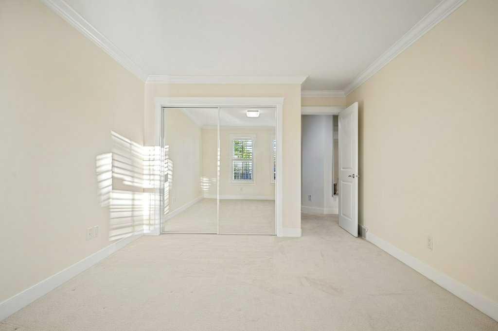 24 Ypres Mews Southwest, Calgary – Residential Row/Townhouse Listing Photo 21