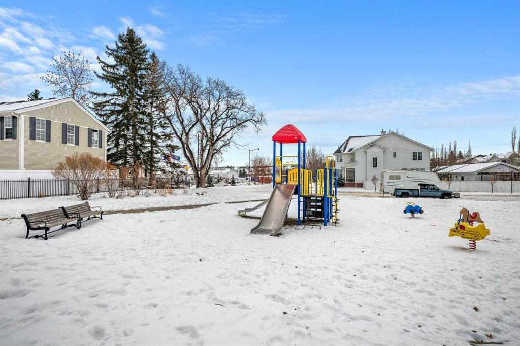 24 Ypres Mews Southwest, Calgary – Residential Row/Townhouse Listing Photo 44