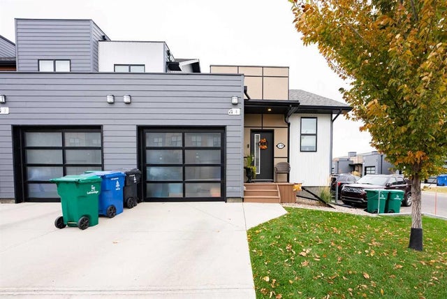 4, 59 Aquitania Circle W, Lethbridge