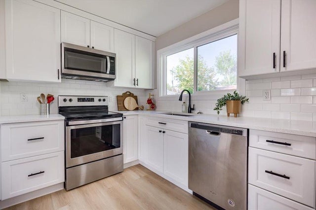 4230 40a Avenue, Red Deer