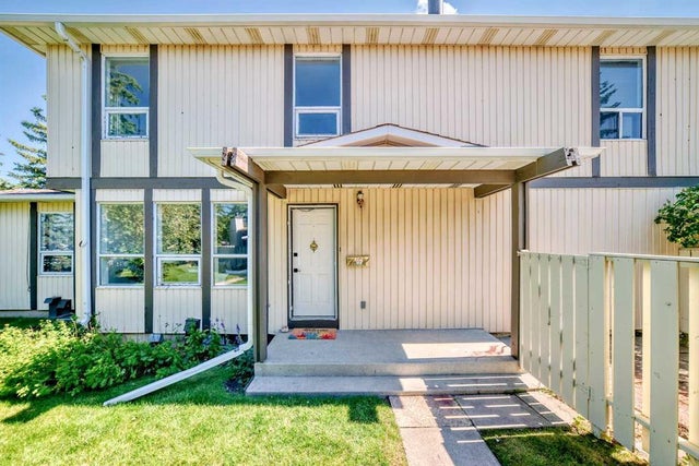 404, 544 Blackthorn Road Ne, Calgary