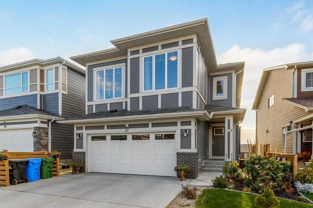 27 Lucas Terrace Nw, Calgary