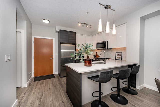 3301, 95 Burma Star Road Sw, Calgary