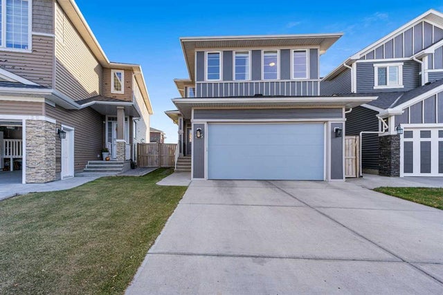 235 Redstone Heights Ne, Calgary