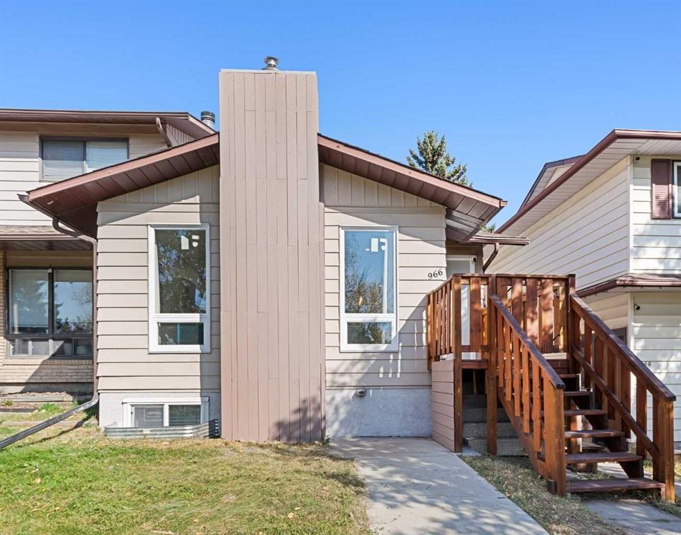 966 Berkley Drive Nw, Calgary