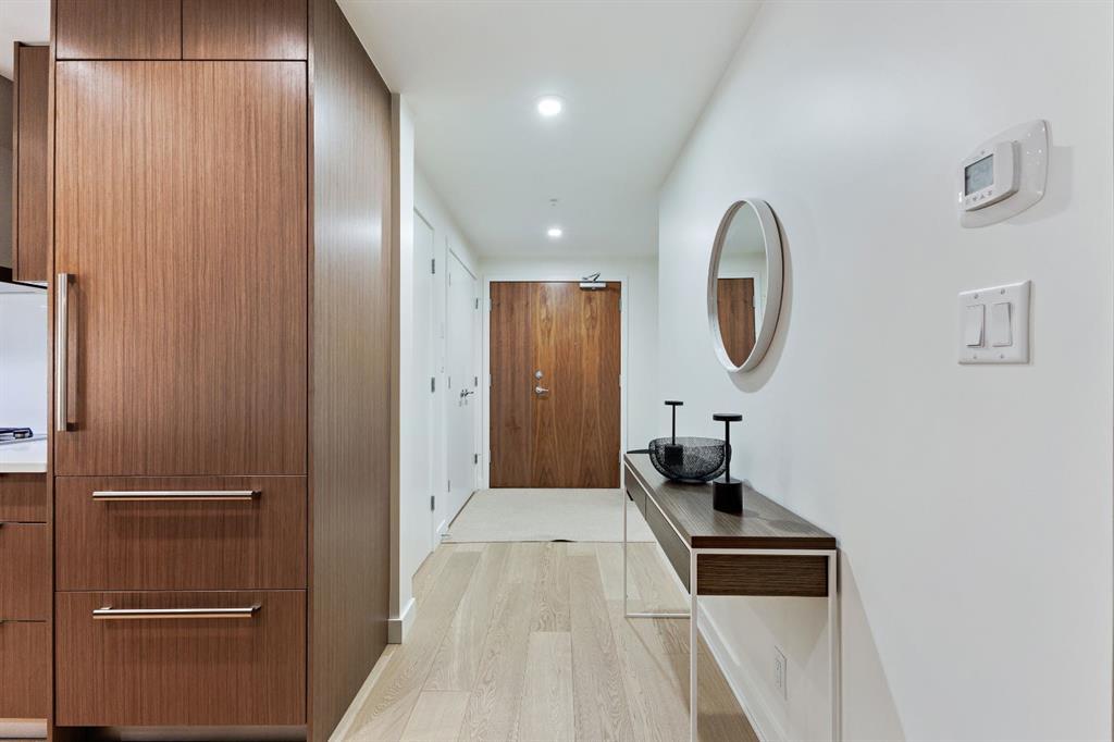 104, 128 Waterfront Court Southwest, Calgary – Residential Apartment Listing Photo 2