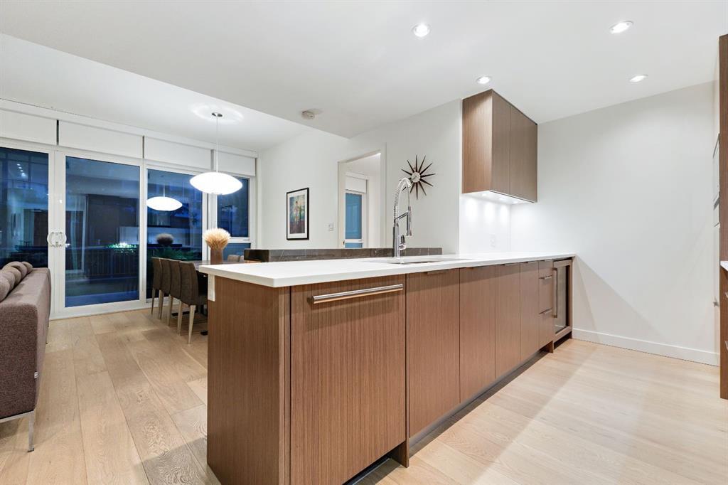 104, 128 Waterfront Court Southwest, Calgary – Residential Apartment Listing Photo 6