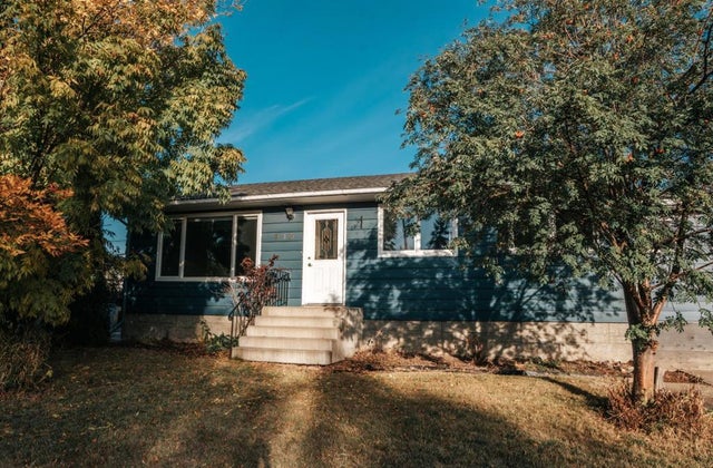 915 14 Street, Wainwright