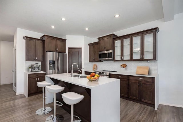 425 Auburn Bay Drive Se, Calgary