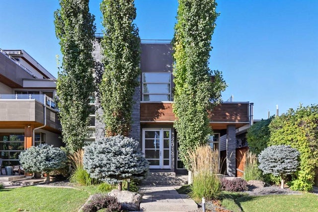 2014 32 Avenue Sw, Calgary