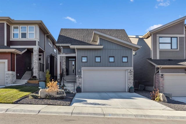 376 Precedence Hill, Cochrane