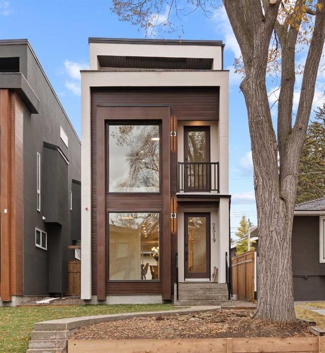 2519 19a Street Sw, Calgary