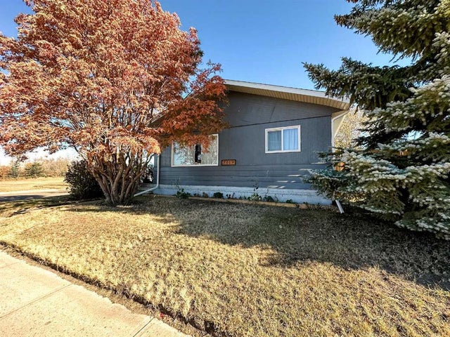 5019 46 Street, Stettler