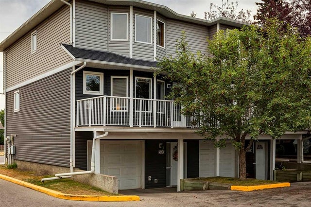 396 Regal Park Ne, Calgary