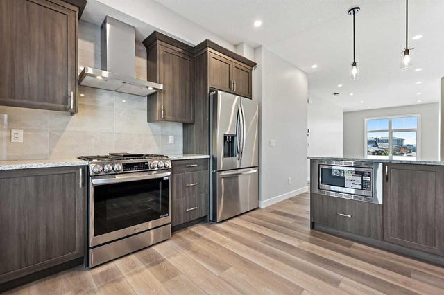 611 Mahogany Road Se, Calgary