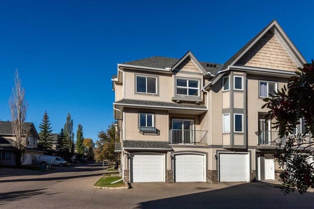 66 Cedarwood Lane Sw, Calgary