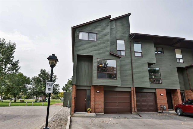9, 1520 23 Avenue N, Lethbridge