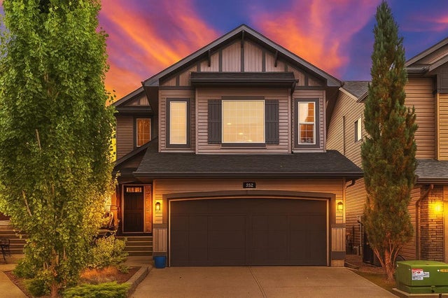 332 New Brighton Place Se, Calgary